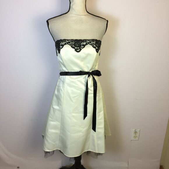 Vintage Jessica McClintock Gunne Sax Strapless Dress Size 7/8 Womans Ivory Satin - Picture 1 of 16